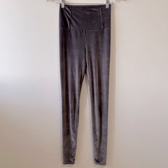 Aritzia Wilfred Daria Velvet Leggings Size Small - Picture 4 of 10